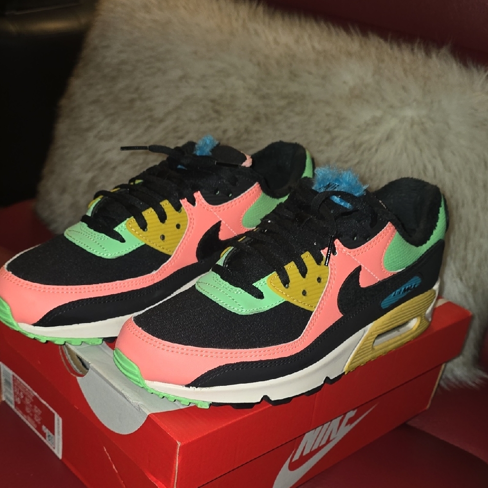 Nike Air Max 90 PRM, Faux Fur- Lined Neon Colorway Sneakers, sz 11.5 W, 10 M